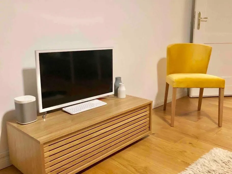 Stylish & Tranquil Apartment Berlin Germany